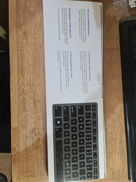 Matias Wireless Multi-Pairing Keyboard Noua