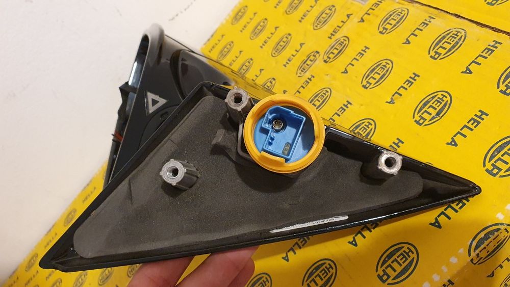 Brat oglinda dreapta camera video line assist BMW seria 6 f06 f12 f13