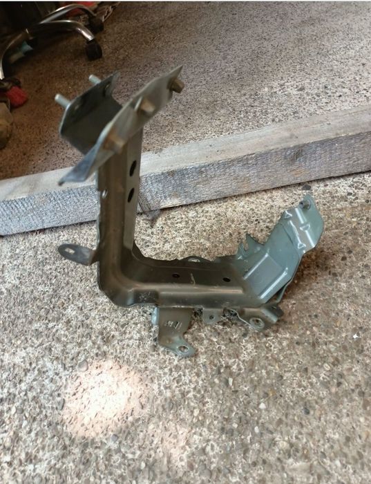 Suport Aripa VW Touareg /Audi Q7