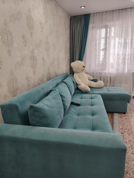 Продам диван угловой