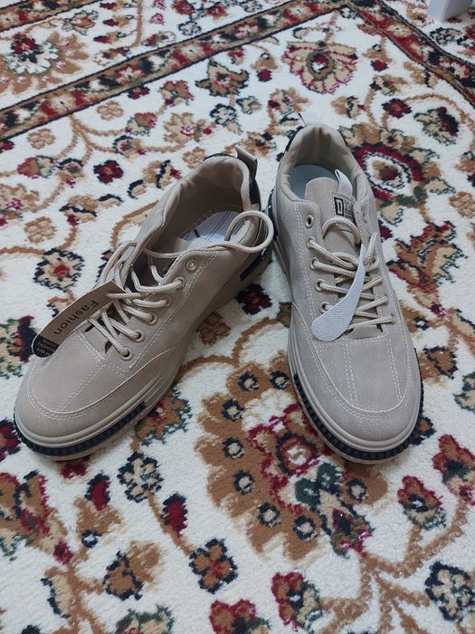 Ботинки осень-весна новые