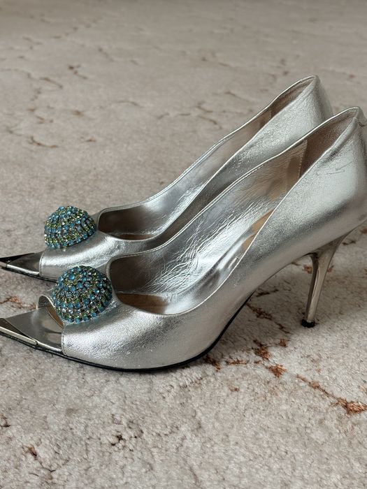 SHY оригинал. Кожа. Лак