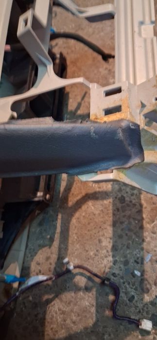 Продам панель на Тойота Прадо 120