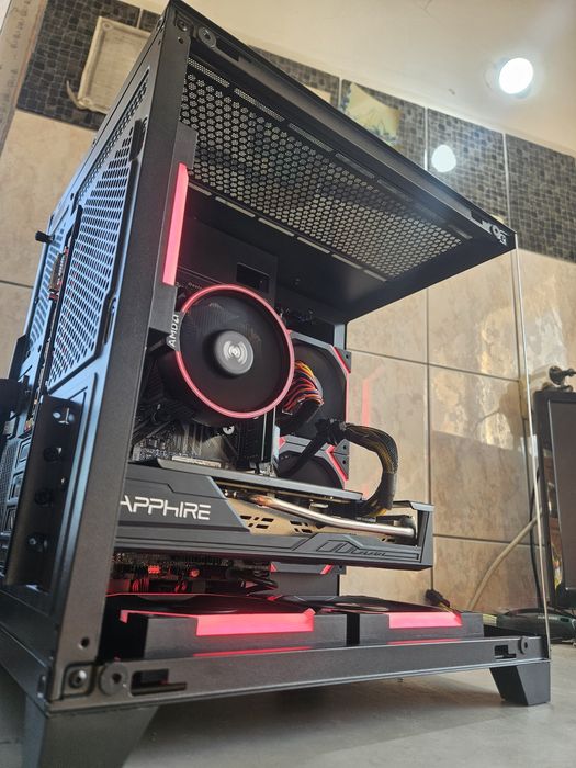 Unitate PC Gaming Ryzen 5 3600 video 8GB RX 5700 16GB RAM M2