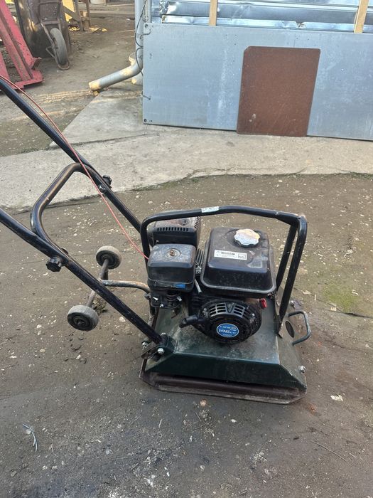 Vand talpa compactoare