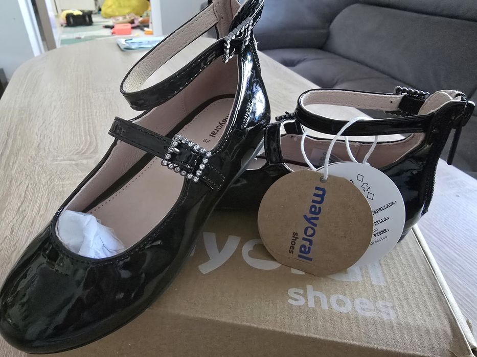 Нови  детски лачени балеринки Mayoral