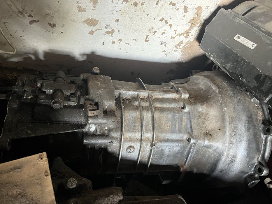 Продам коробку на паджеро 2