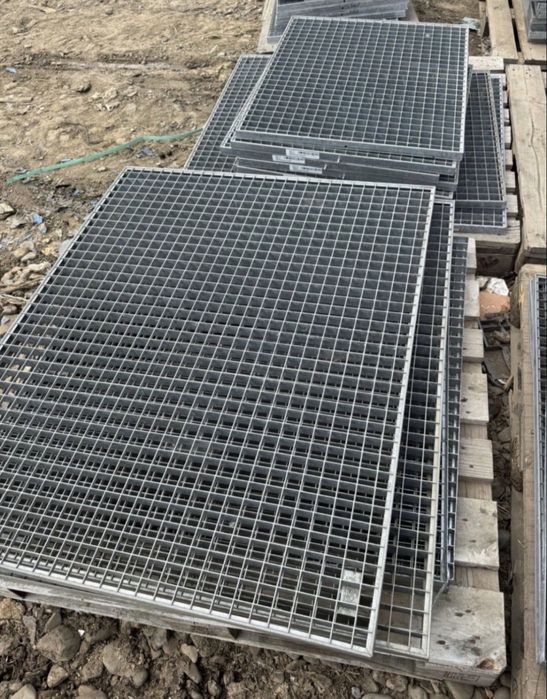 Gratare zincate galvanizate