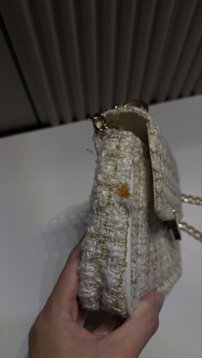 guess сумка светлая ,молочная