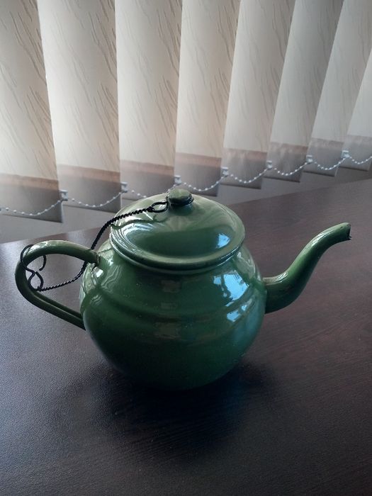 Стар малък чайник
