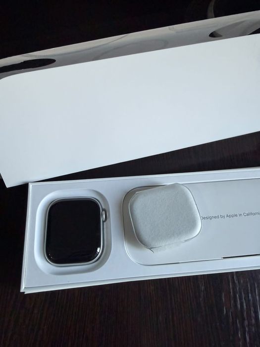Смарт-часы Apple Watch Series 11