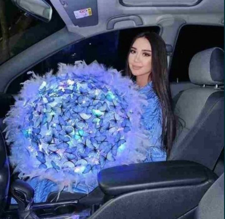 Mandarin buket Букет Бабочка любой цветов (тренд гул) Lola atirgul