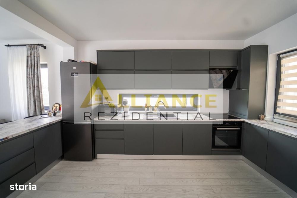 Duplex mobilat si utilat -800 M de STV