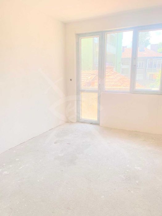 Тристаен в Кючук Париж! 62033