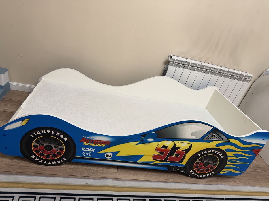 Продам кровать детскую