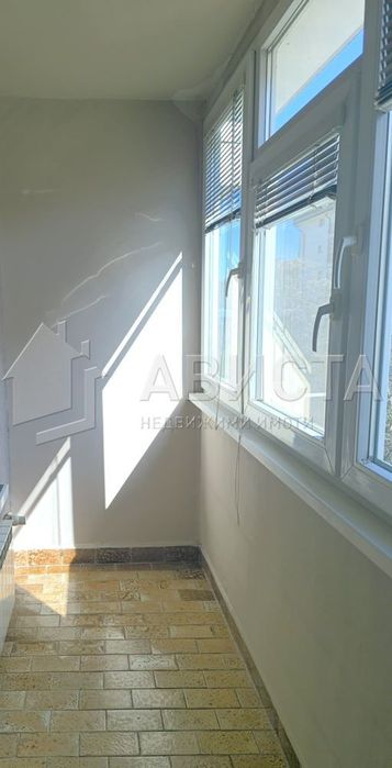 Дава се под наем Двустаен апартамент в София, Център - 67 кв.м за 618.12 € - Снимка #1