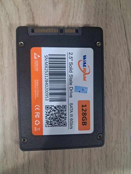 Ssd 128gb sotiladi