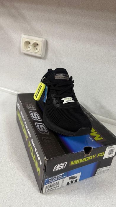 Оригинальные кроссовки sketchers