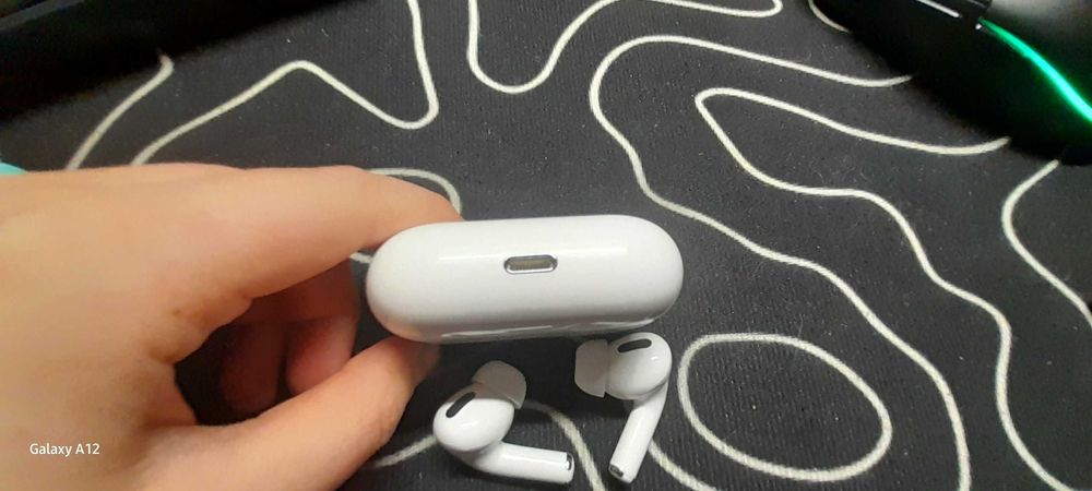 Air Pods pro  Цена 40 000 торг без торга