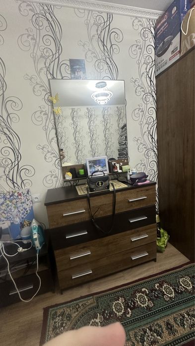 Спальный гарнитур