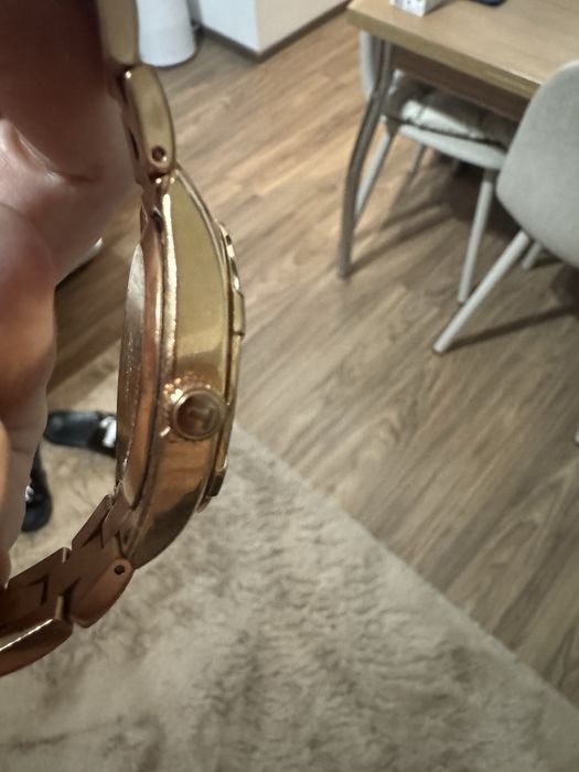 Ceas tissot, ecran sidef, cu diamante, achizitie magazin Unirii 2025,