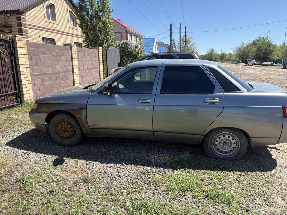 Ваз 2110 разборланады Жигули мотор бар оталып тур