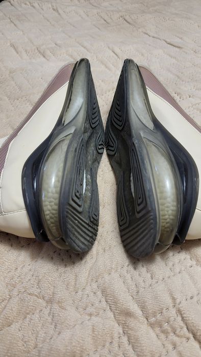 Ластични дамски боти