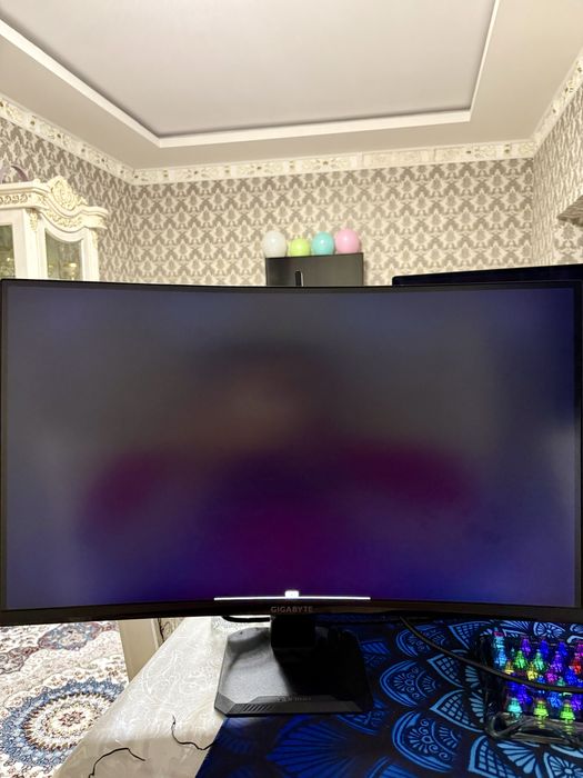 Продам монитор curved 2K 165(170)Hz Gigabyte gs27qc