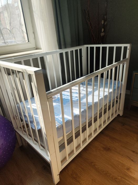 Продам детскую кроватку