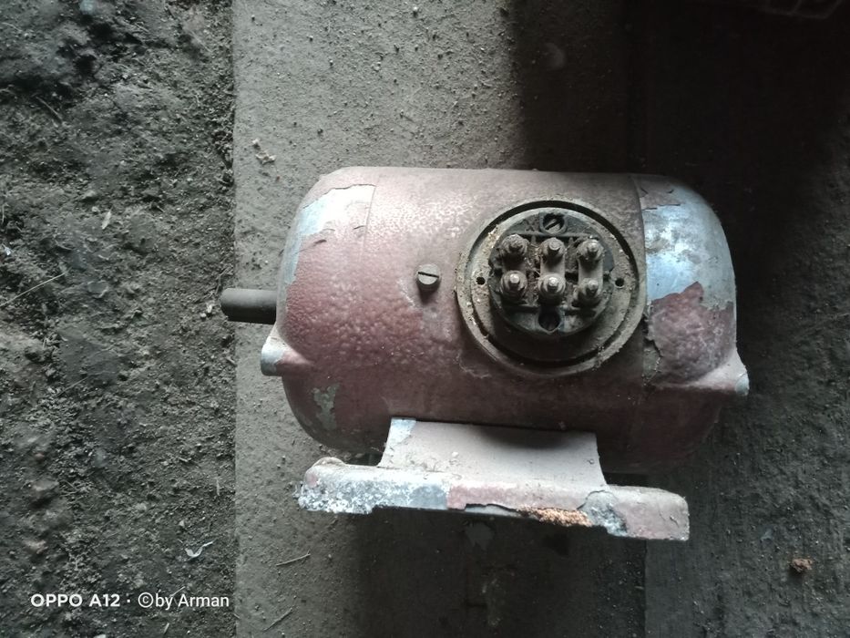 Двигатели б/у продам