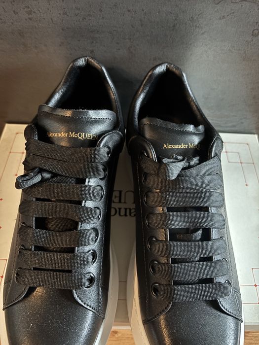 alexander mcqueen negru cu alb