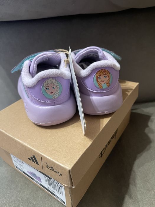 Adidas Grand Court Frozen 23,5 кецове / маратонки