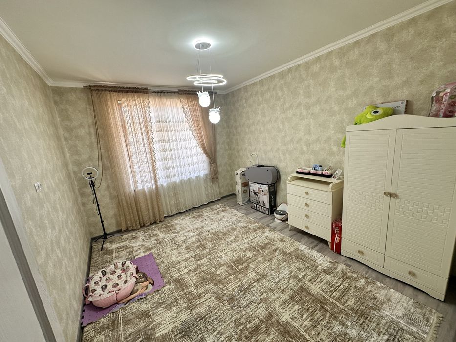 Продается двух этажный Дом (Уч кахрамон дан 5км обод махала) Своя