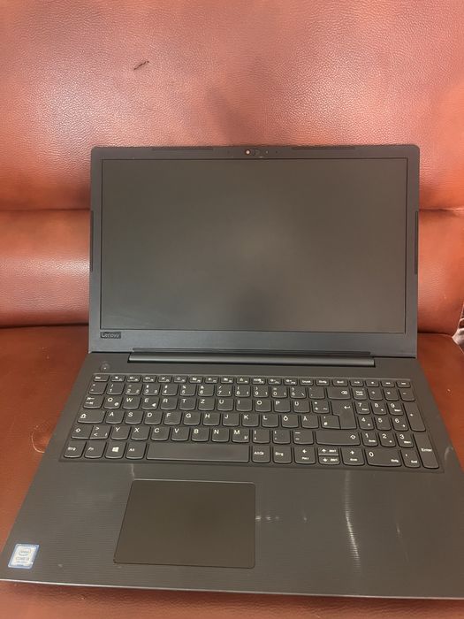 Leptop lenovo V130 15-ICB