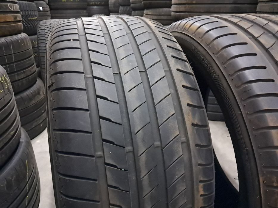 Anvelope second vara 305 40 R20 Bridgestone *RFT 7mm 2023