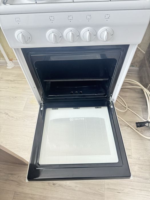 Продам газовую плиту DELUXE