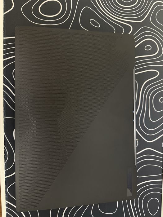 Asus Rog Zephyrus M16