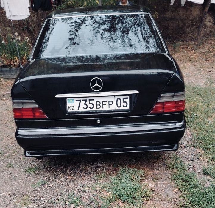 Мерседес бенз w 124