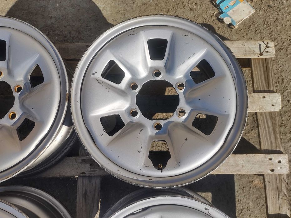 15цола Джанти 6х139,7 Toyota HiAce Hilux 6JJ et29 Отв 106,1мм