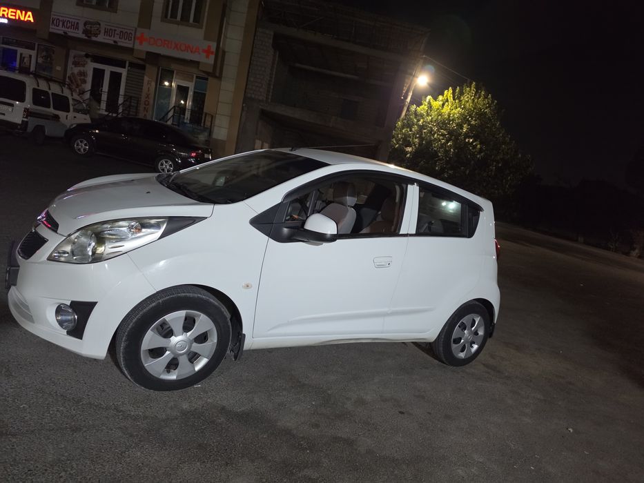 Spark 2015 yil 39000 km yurgan halol