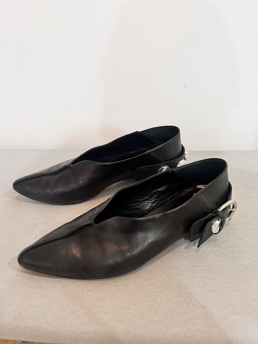 Продам женскую обувь