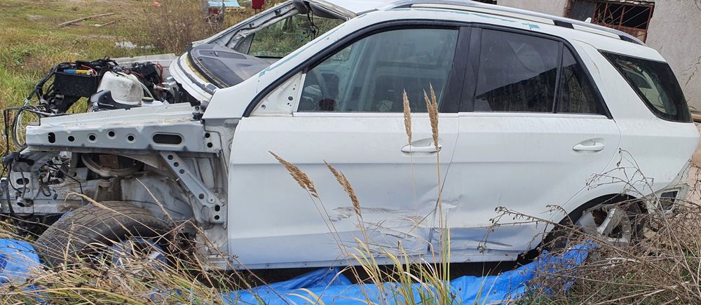 Mercedes ml 3.0 2013 pentru dezmembrări