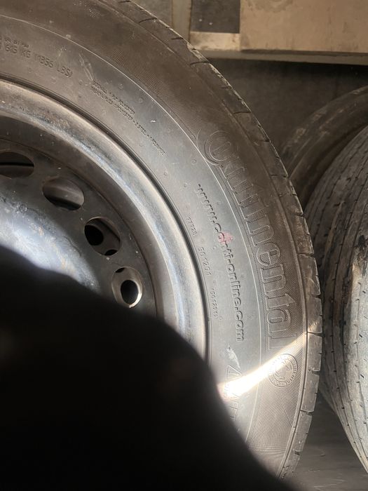 Продам диски и шины 195/65/15