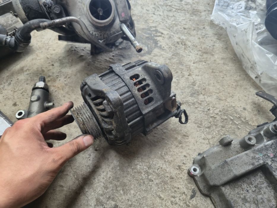 Alternator/Electromotor/Clapeta acceleratie Mitsubishi L200 2.5 Euro 5