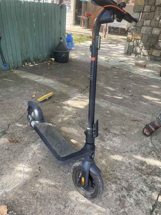 Trotineta electrica Ninebot E 2pro nou