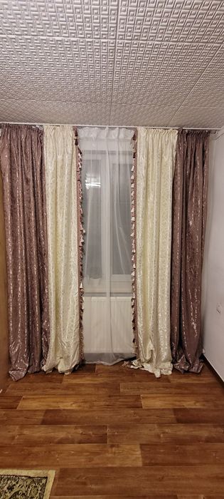 Продам Шторы б/у