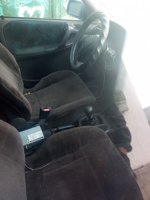 Опель астра продам на разбор..