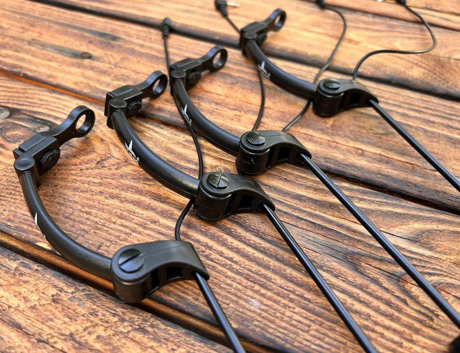 Комплект от 4 броя светещи обтегачи