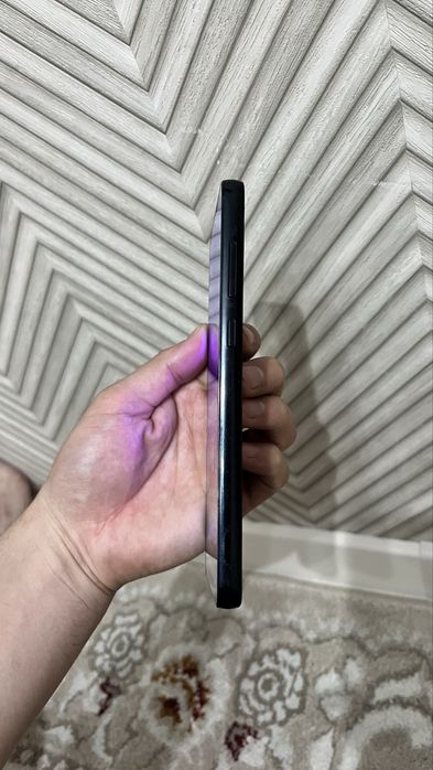 Продам телефон Samsung A05