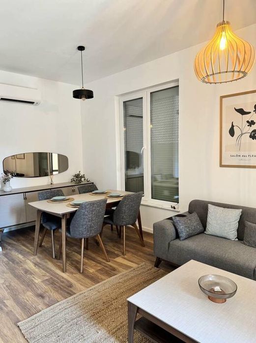 Дава се под наем Тристаен апартамент в Пловдив, Христо Смирненски - 100 кв.м за 850 € - Снимка #2